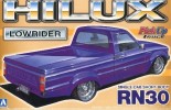 Aoshima #AO-28421 - 1/24 Pick Up Truck No.3 Hilux Lowrider RN30