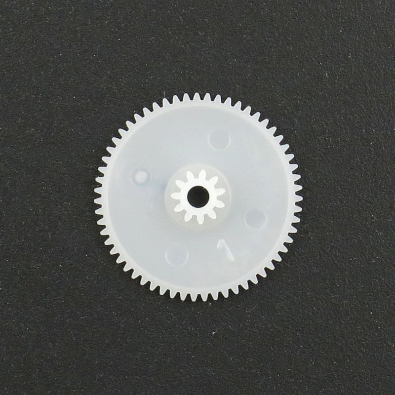 FUTABA S3009 S3010 S3014 S3050 S3070 S3072 S3152 S3305 SERVO FIRST GEAR 1K24501 (W/O PACKING)