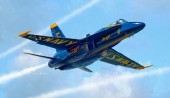 Italeri 1324 - 1/72 F/A 18 Hornet Blue Angels WWII