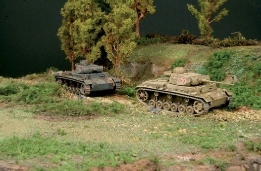 Italeri 7507 - 1/72 Pz.Kpfw. III Ausf.J (2 pcs)