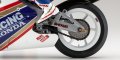 alt="Kyosho 34932 - 1/8 Honda NSR500 1991 Kit EP Motorcycles Hanging On Racer" title="Kyosho 34932 - 1/8 Honda NSR500 1991 Kit EP Motorcycles Hanging On Racer"