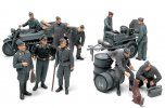 Tamiya 89768 - 1/48 German Aircraft Power Supply Unit w/Luftwaffe Crew Set