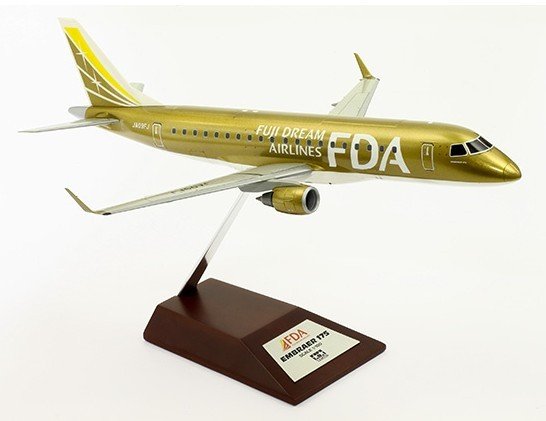 Tamiya 92196 - 1/100 Fuji Dream Airlines Embraer 175 (Finished Model) FDA Official Aircraft Models