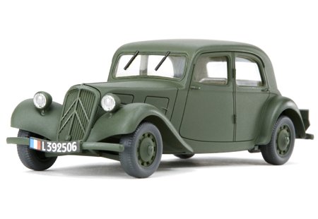 Tamiya 26548 - 1/48 Citroen Traction 11CV - Finished Model Staff Car