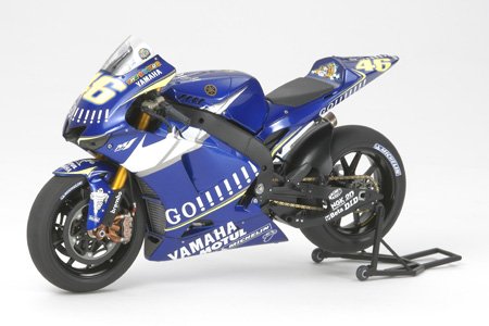 Tamiya 14116 - Yamaha YZR-M1 05 No.46/No.5