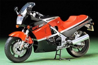 Tamiya 14045 Kawasaki GPZ400R 1/12 Scale Model Kit