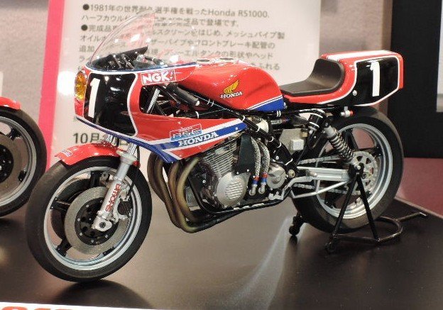 タミヤが12分の１「Honda RS1000 1981 #1」完成モデル発売| バイクブロス・マガジンズ