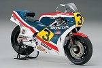 Tamiya 21047 - Honda NS500 '83 No.3 Finish